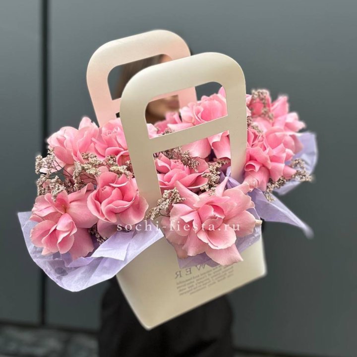 Сумочка розовых роз "Плинки" в Нальчике