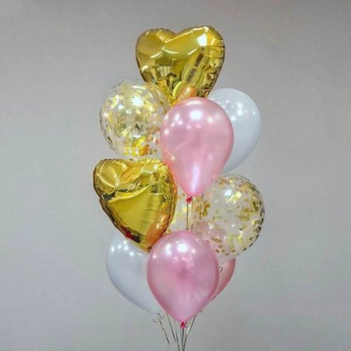 Облако шаров "Рози голд" в Нальчике