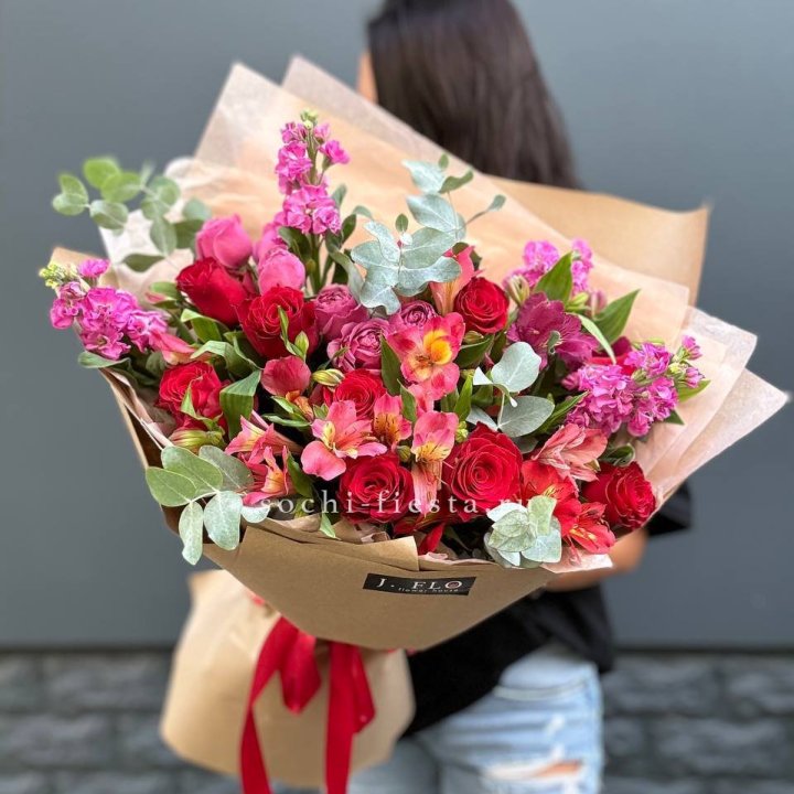 Дизайнерский букет №3 в Нальчике