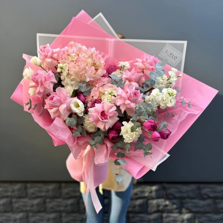 Дизайнерский букет №25 в Нальчике