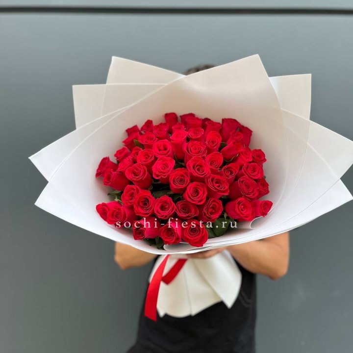 51  красная роза в Нальчике