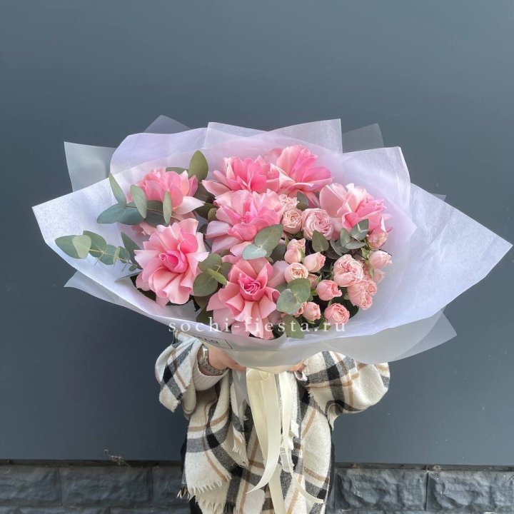 Букет французских и пионовидных роз  в Нальчике