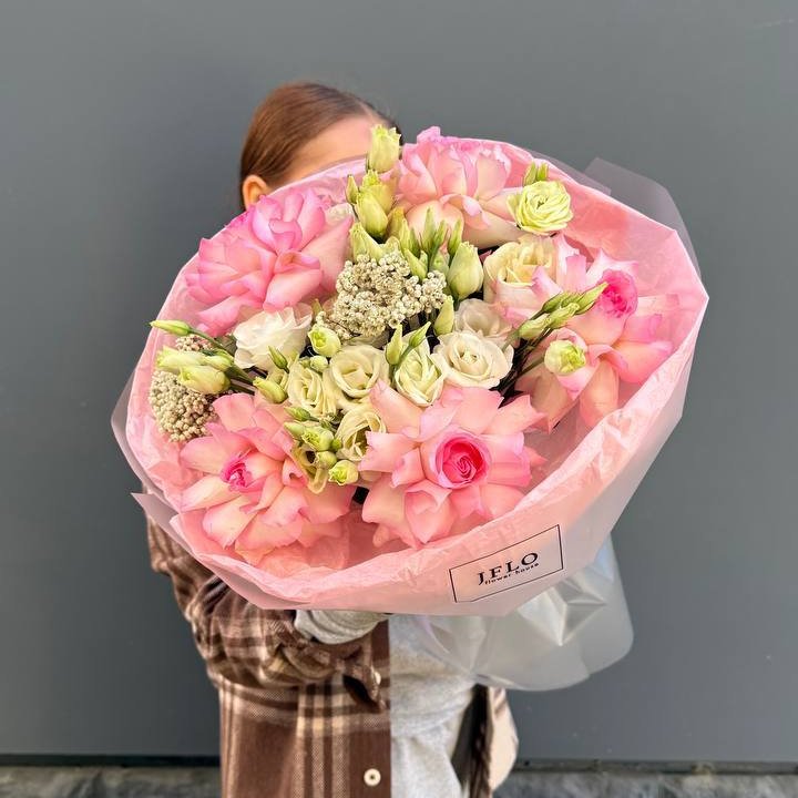 Букет "Розы с эустомой" в Нальчике