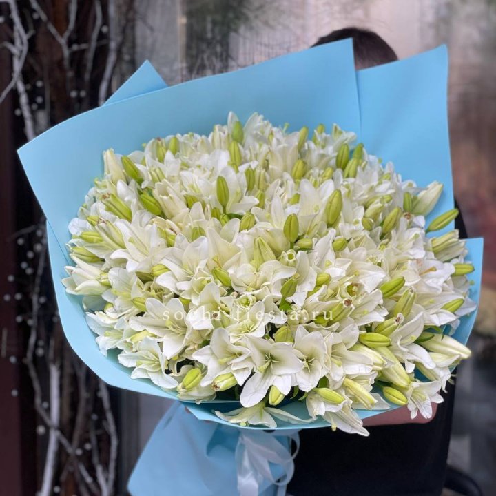 51 лилия в оформлении в Нальчике