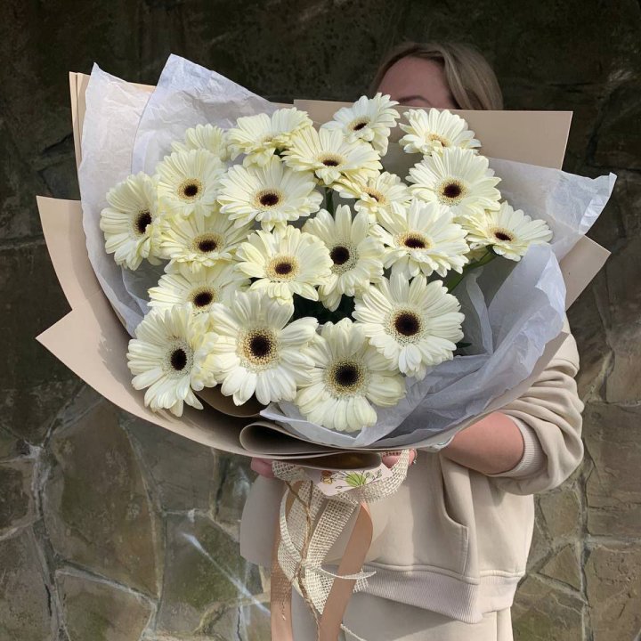 Букет голландских гербер "Шейн"" в Нальчике