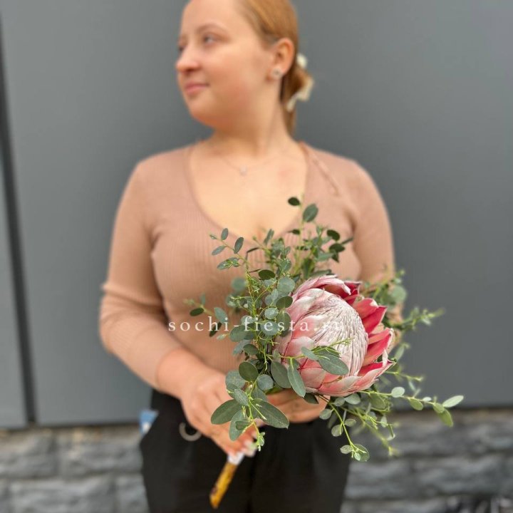 Свадебный букет "Протея" в Нальчике