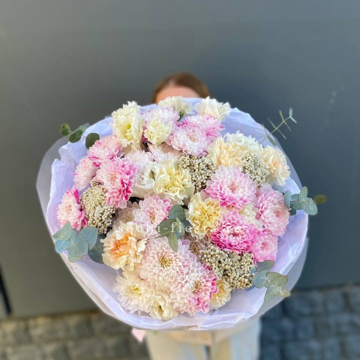 Букет из стойких цветов  в Нальчике