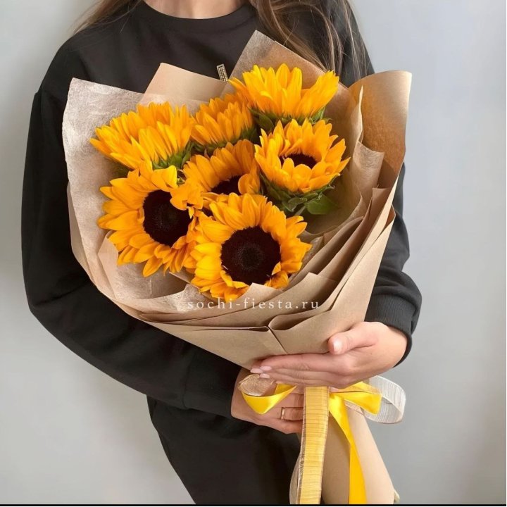 Букет из подсолнухов в Нальчике