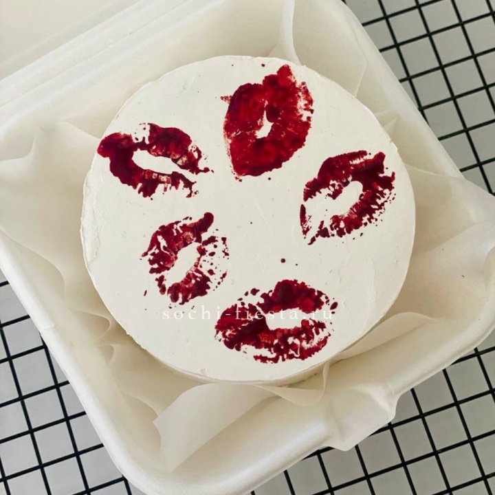 Бенто-торт "Поцелуй" в Нальчике