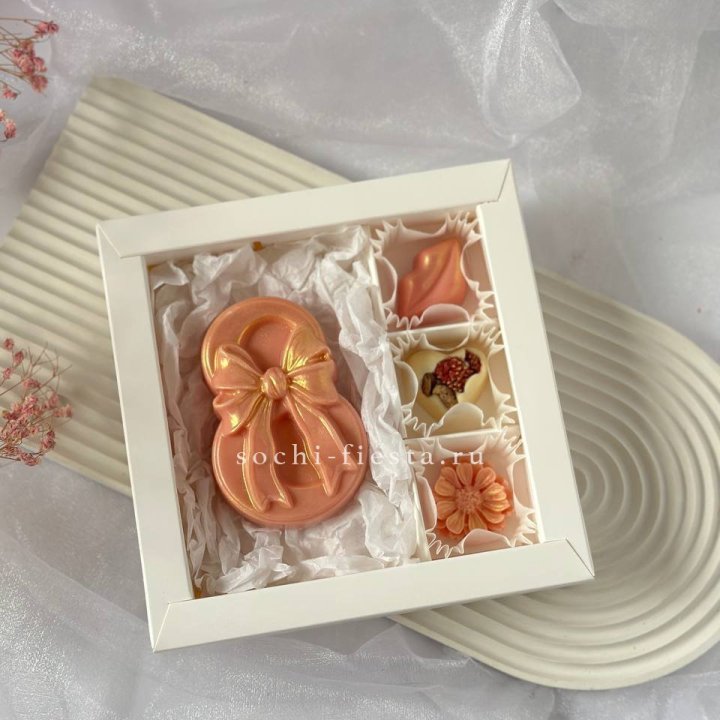 Конфеты из шоколада 8 Марта в Нальчике