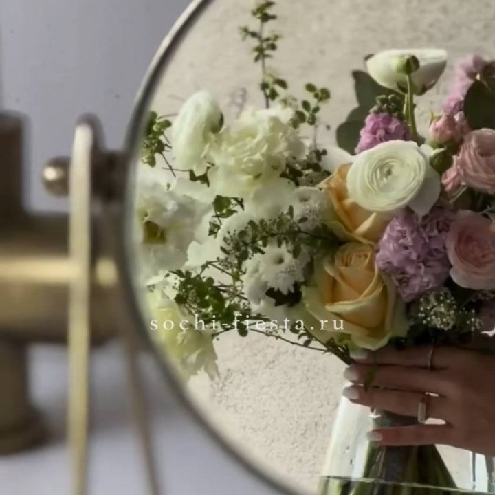 Цветочная подписка "Пакет средний" в Нальчике