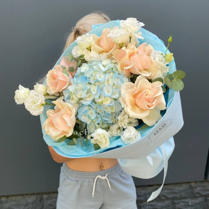 Сборный букет "Голубой закат" в Нальчике