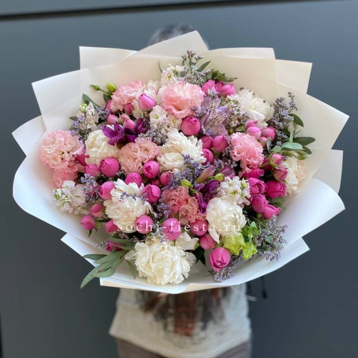 Дизайнерский букет №10 в Нальчике