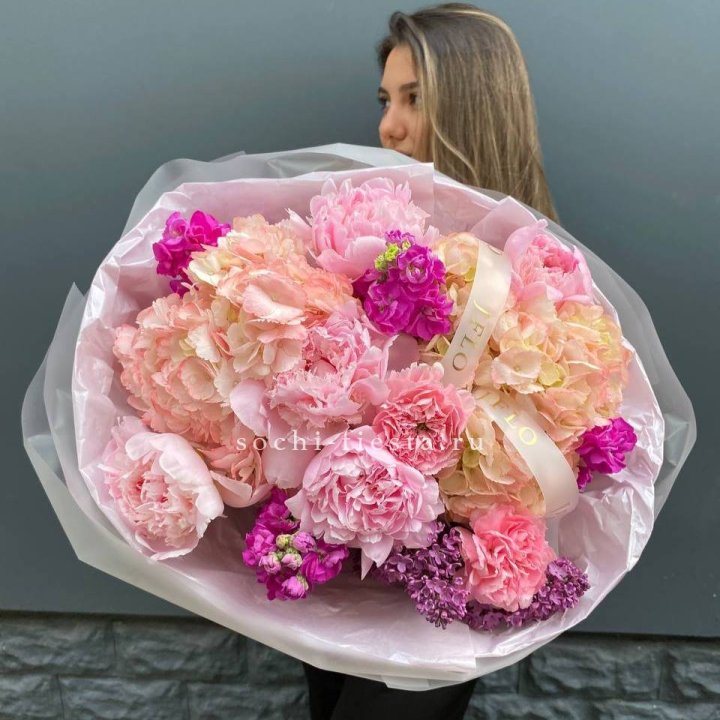  Букет "Фловер пионс" в Нальчике
