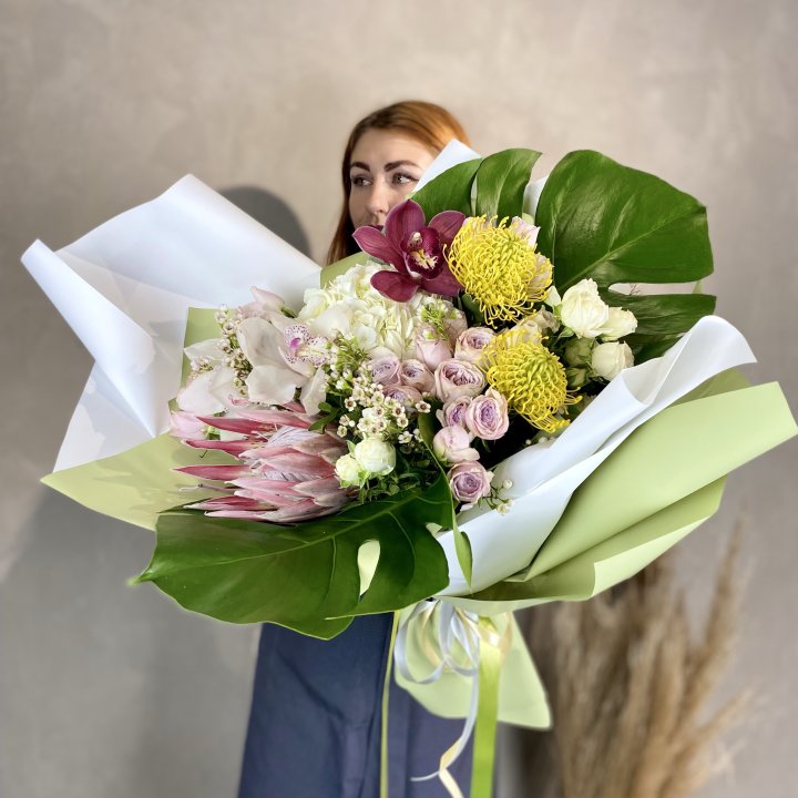 Дизайнерский букет экзотики в Нальчике