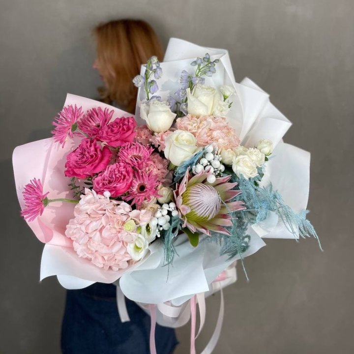 Дизайнерский букет "Фантастик" в Нальчике