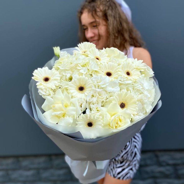  Букет "Вайт люксур" в Нальчике