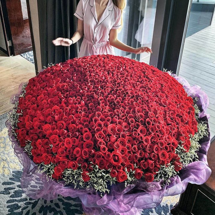 1001 роза в Нальчике