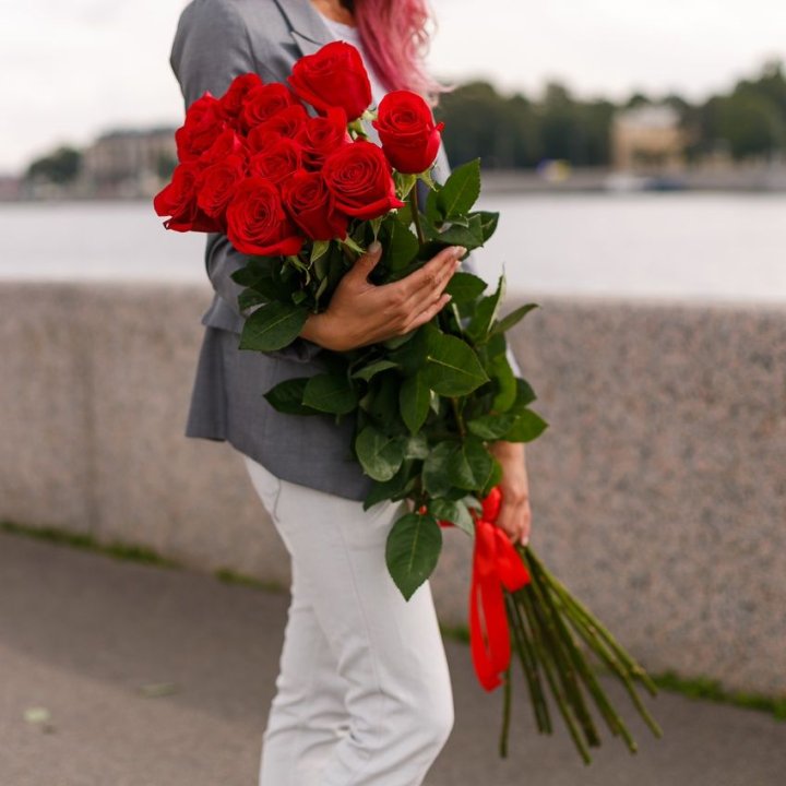 15 метровых голландских роз в Нальчике