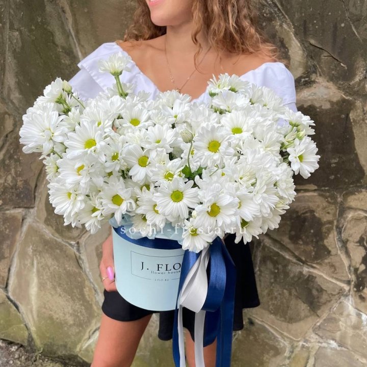 Коробка с хризантемами №2 в Нальчике