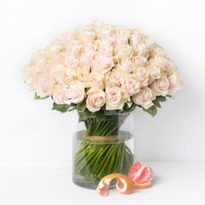 101 кремовая роза в Нальчике