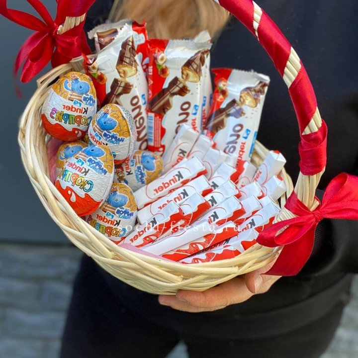 Корзина с киндерами  в Нальчике