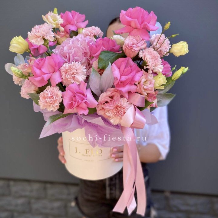 Цветочный бокс "Сальма" в Нальчике