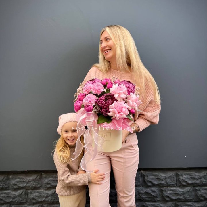 Цветочный бокс "Альба" в Нальчике