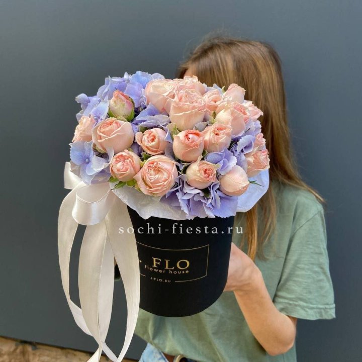 Бокс бомбастик и гортензия в Нальчике