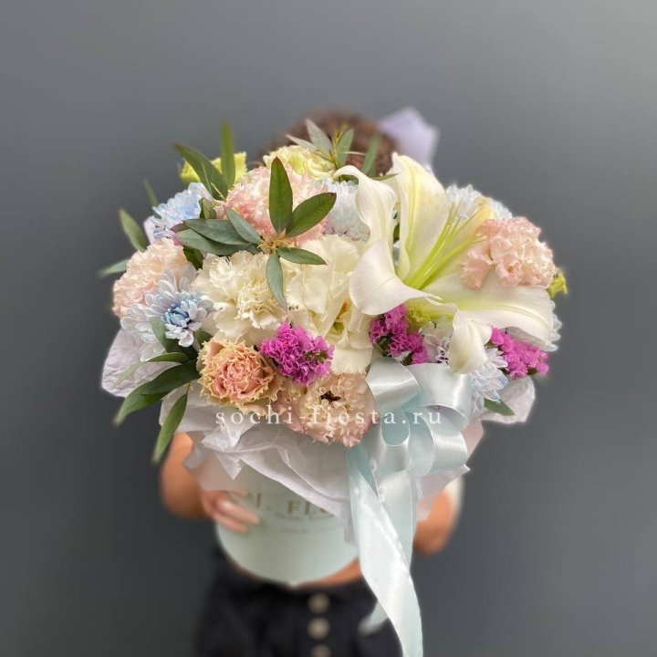 Дизайнерский цилиндр "Лилия" в Нальчике