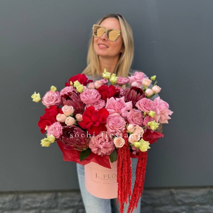 Дизайнерский цилиндр "Криотель" в Нальчике