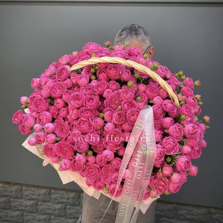 Корзина роз Мисти Баблс 151 в Нальчике