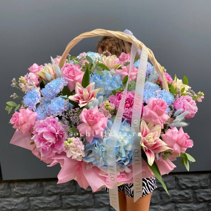 Яркая корзина "Летнее настроение" в Нальчике