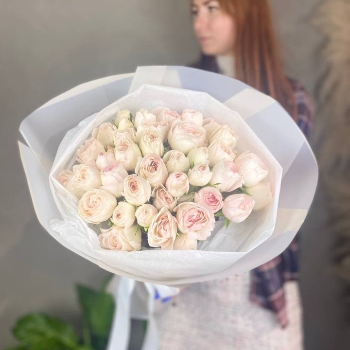 Букет кустовых роз в Нальчике