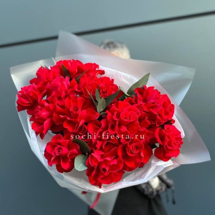 21 Красная французская роза в Нальчике