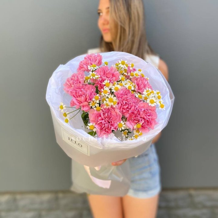 Дуобукет диантусов и ромашек в Нальчике