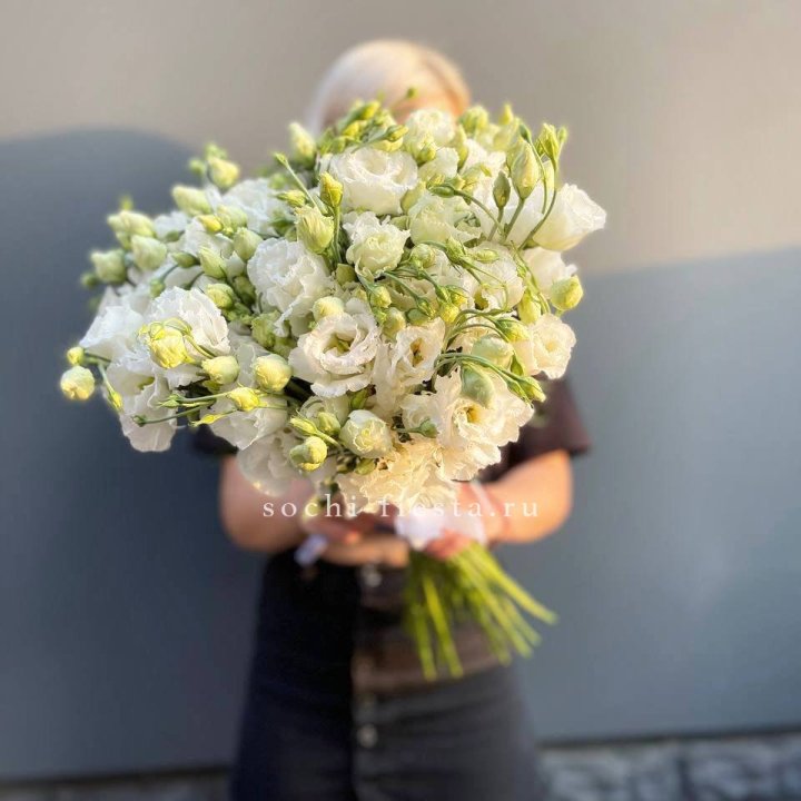 Букет эустом под ленту  в Нальчике