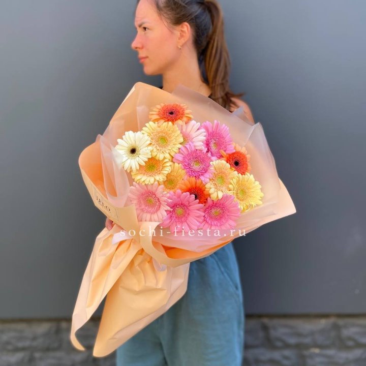 Букет разноцветных гербер в Нальчике