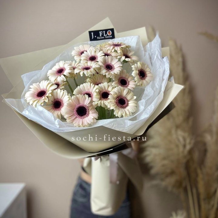 Букет голландских гербер "Свит" в Нальчике