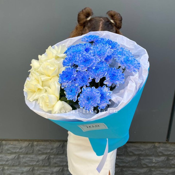 Дуо букет розы и хризантема в Нальчике