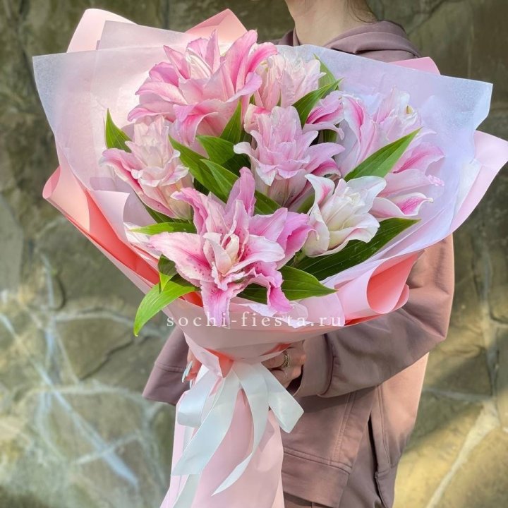 Букет пионовидных лилий №2 в Нальчике