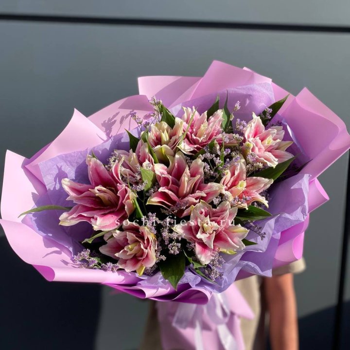 Букет пионовидных лилий №4 в Нальчике