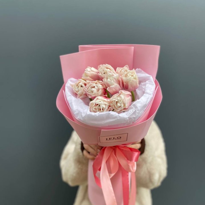 9 нежных тюльпанов в Нальчике