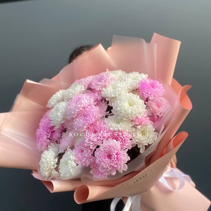  Букет бело-розовых хризантем  в Нальчике