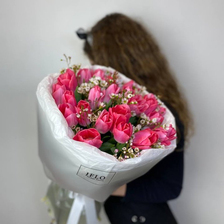 Дуо тюльпаны с хамелациумом в Нальчике