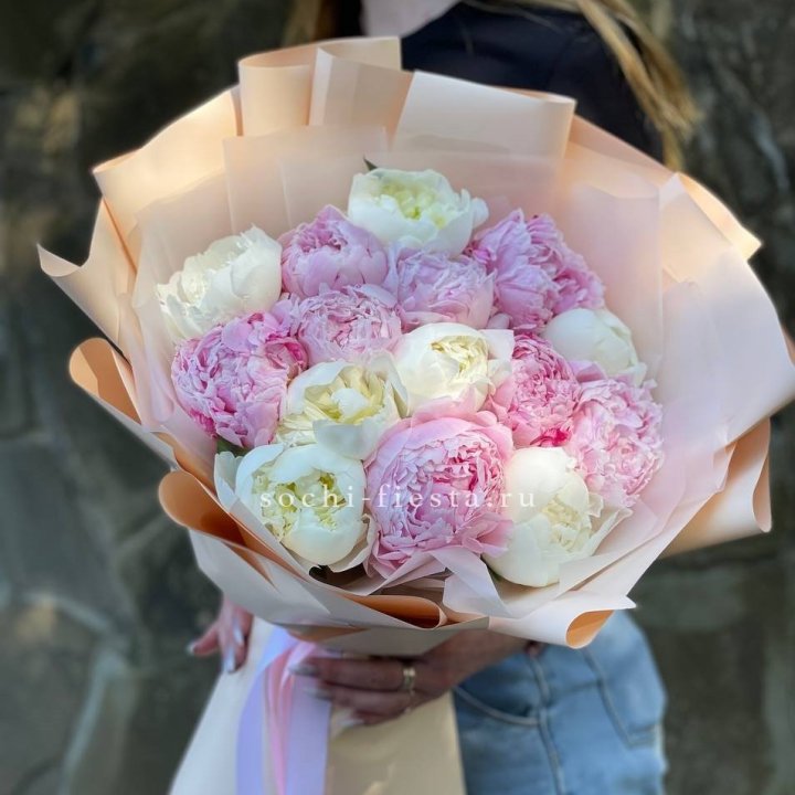 Букет 15 зефирных пионов в Нальчике