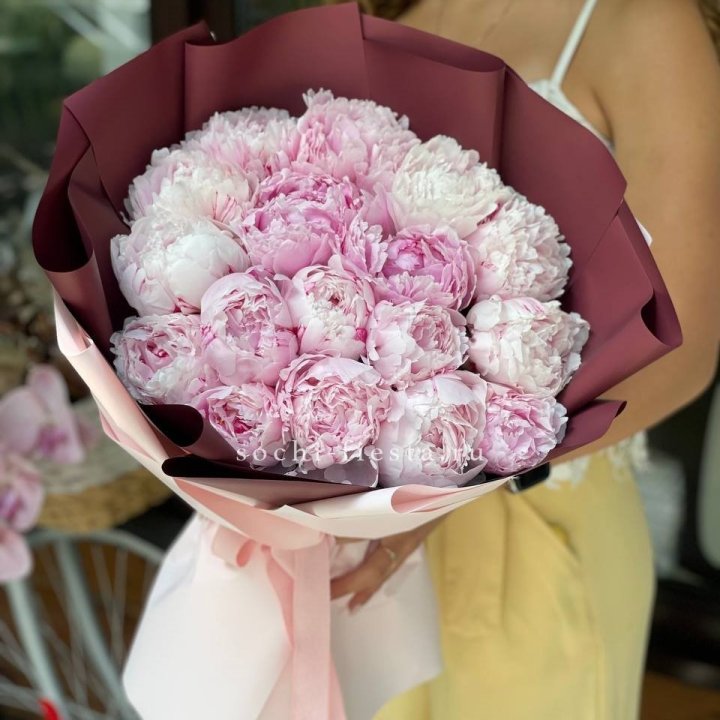 Букет 17 зефирных пионов в Нальчике
