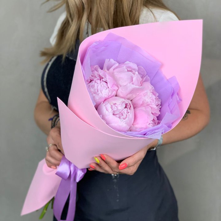 Букет пионов "Файв" в Нальчике