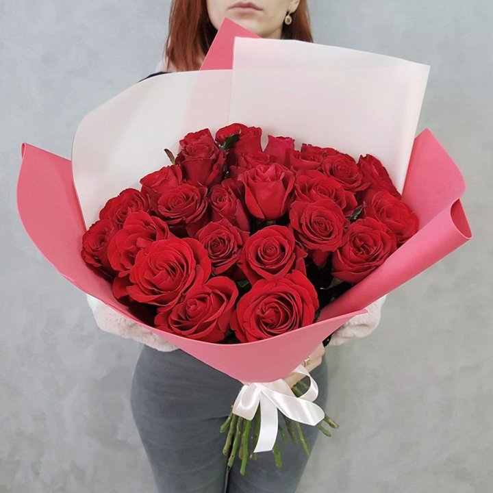 25 Красных роз рози вайт в Нальчике