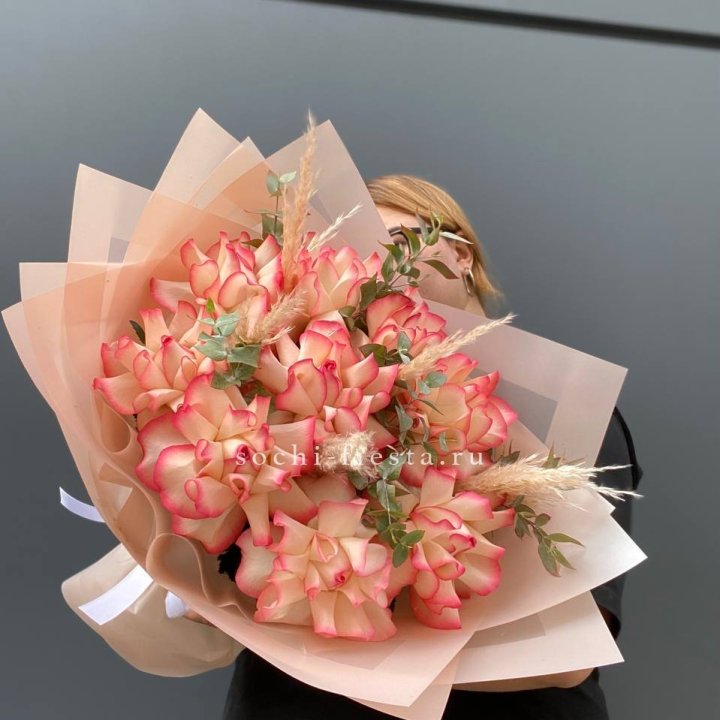 9 Французских роз Джумилия  в Нальчике